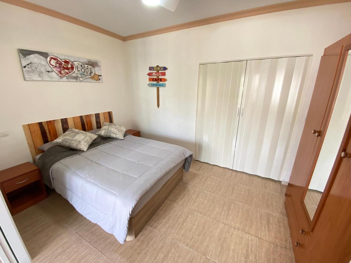 Fuengirola Holiday Apartment W/Balcony View & Pool Exterior foto